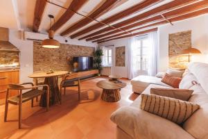 Bravissimo Calderers El Cavall, in the Old Town