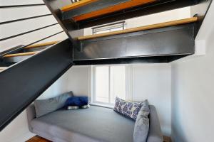 Contemporary Home in Perfect Location - 207 B St Philip Street