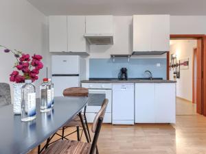 Apartment Meazza-1 by Interhome