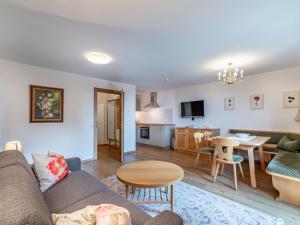 Apartment Simonhöhe-2 by Interhome