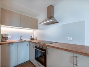 Apartment Simonhöhe-2 by Interhome