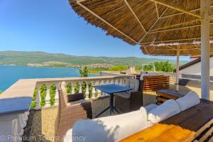 Robi and Kristina extra Roof Terrace for all