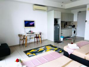 Mandala Homestay - Studio with 2 queen bed at i-City, Shah Alam