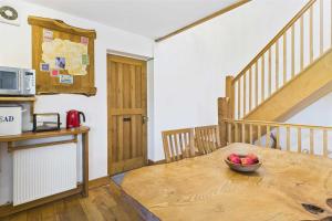 Host & Stay - The Bothy