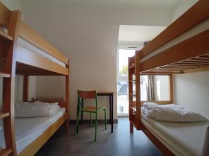 Auberges de jeunesse Auberge de Jeunesse HI Pontivy : Chambre Quadruple