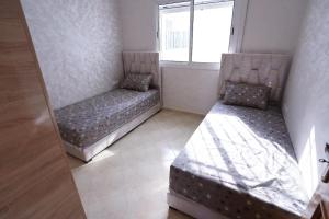 603 Apartment for rent in Martil, 2 bedrooms, balcony, pool