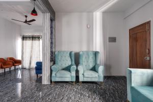 Galaxy 4th Block by Red OliveNr HCG Jayanagar