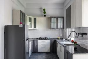 Galaxy 4th Block by Red OliveNr HCG Jayanagar