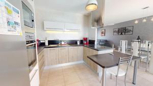 Maisons de vacances Palm Cornue avec piscine privative : photos des chambres