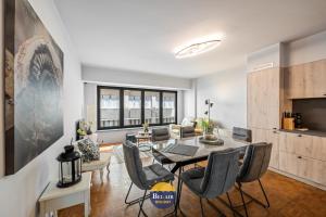 Modern 2-Bedroom Apartment Near Beach & Center T138
