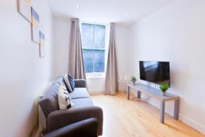 Modern 1 bedroom flat in Kensington
