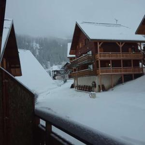 Appartements Appartement dans chalet pied des pistes : photos des chambres