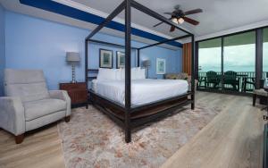 Phoenix IX 705 condo