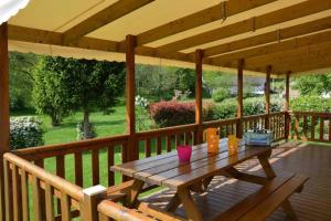 Campings Camping 3 etoiles - Piscine - efcg0h : photos des chambres