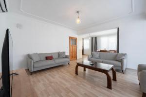 Two bedroom apartment in Fethiye close to city centre