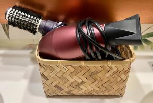 Stylish Boho Chic apartment 10 min walk from beach