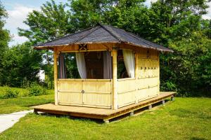 Campings L-Oree des 4 chemins : photos des chambres