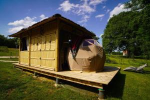 Campings L-Oree des 4 chemins : photos des chambres