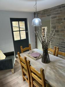 Heather Bank Cottage, Halifax. Yorkshire. HX2 7DD