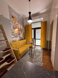 Parrot Apartment Main Station Cracow