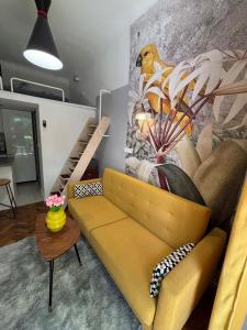 Parrot Apartment Main Station Cracow