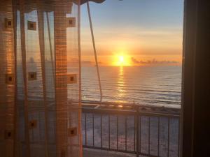 Solei Apartment Sea View Golem