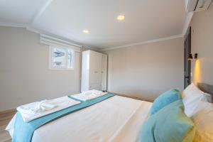 Modern, new two bedroom apartment close to Fethiye centre