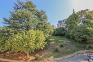 Appartements Studio dans palace Beausite en etage proche commodites : photos des chambres