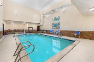Best Western Plus Eastgate Inn & Suites