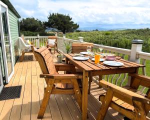 Sanderling, 289 Ynyslas Beach, Borth