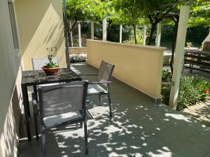 One-Bedroom Apartment room in Apartments Dragica
