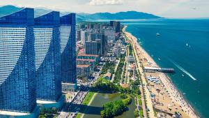 Batumi Sea View Aparthotel Skyline