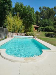 Appartements Chalet climatise avec kitchenette, acces piscine et spa, au sud d' Aix-en-Provence, for non smokers-non vapoteurs only : photos des chambres