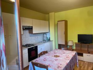 Villino Irma Camere e appartamenti con giardino vicino al mare