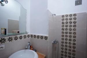 612 Apartment in Ryad Sofia Martil 2 bedrooms,comforts