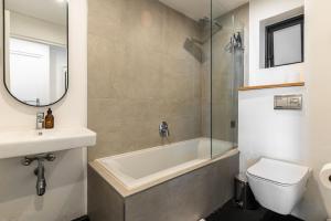 FortyOnL Apartments by Propr