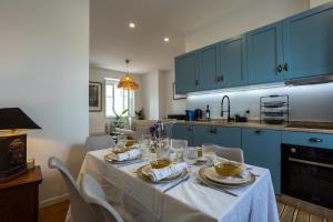 Cozy Beach Apartment