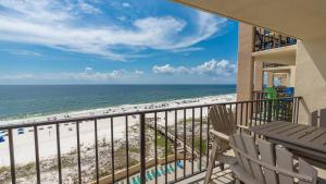 Phoenix I 1067 condo