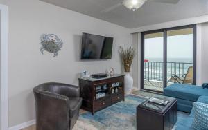 Phoenix I 1067 condo