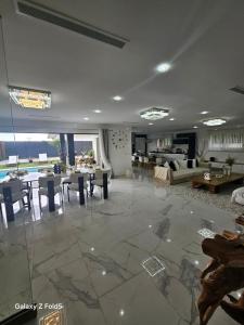 Villas Spacieuse Villa avec piscine : photos des chambres