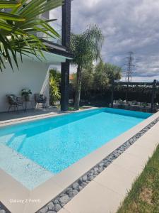 Villas Spacieuse Villa avec piscine : photos des chambres