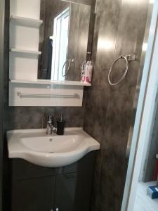 Appartements T2 en duplex spacieux et central : photos des chambres