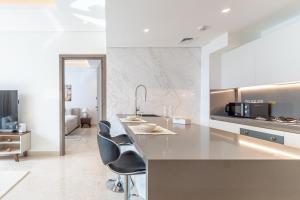 Luxury Burj & Fountain View Retreat