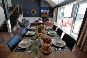 Luxurious suite with breathtaking views, ski in ski out