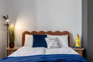 Charming Old Town Loft Studio