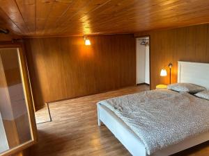 Ara Gesa Old Cottage