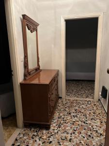 Gramsci apartment!