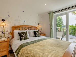 2 Bed in Barnstaple 94038