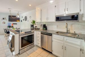 Walk to North Topsail Shores: Beach House w Gear!