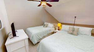 Southwind Condominiums J-5